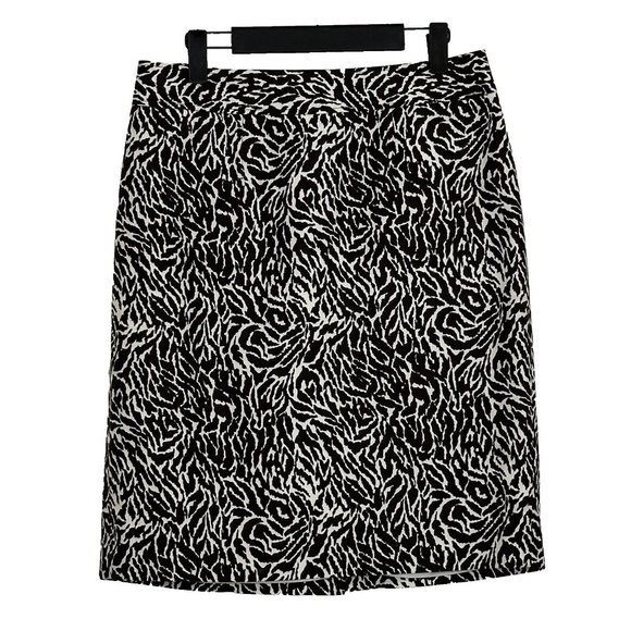 Ann Taylor Dresses & Skirts - Ann Taylor Loft Women's Short Pencil Zip Back Lined Skirt Size 8 Brown EUC